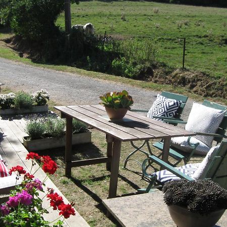 4 Collines Bed and Breakfast Hagnicourt Buitenkant foto